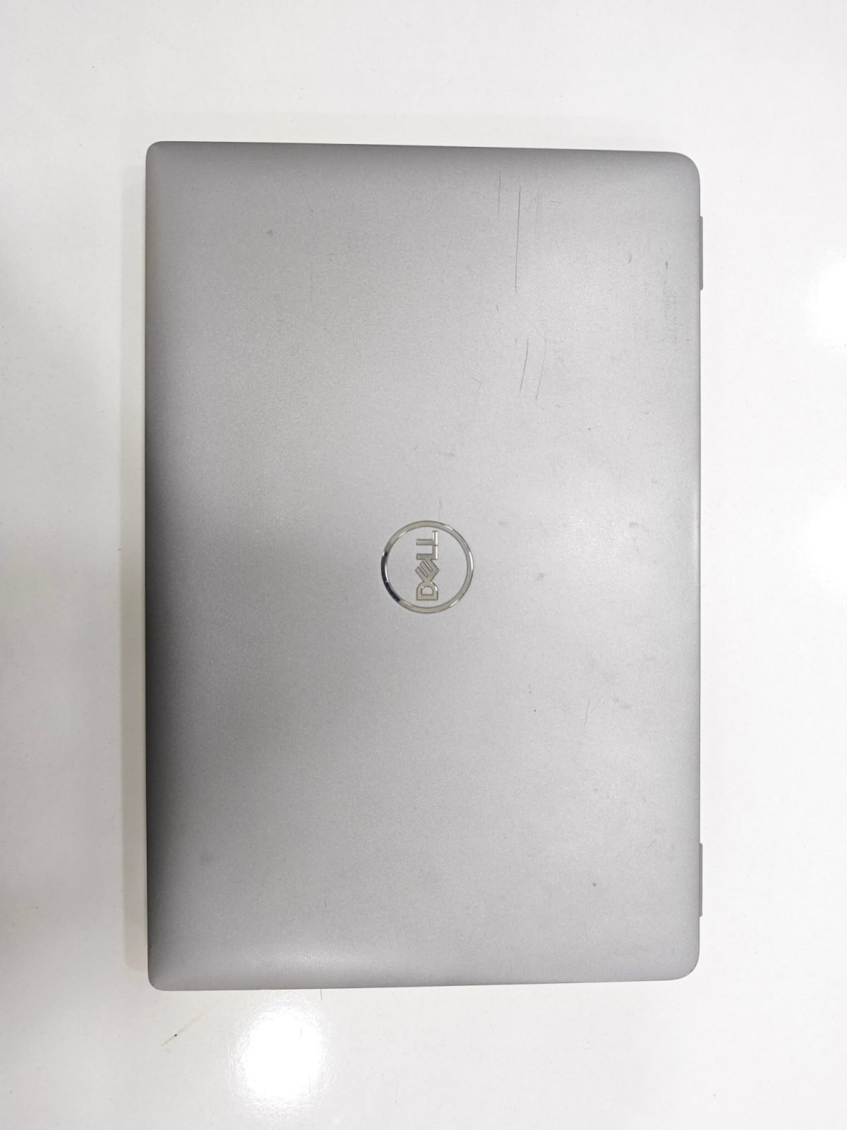 Dell Latitude  5450 – photo réelle