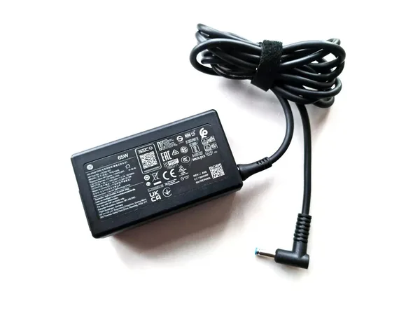 HP 19.5V 3.33A 45*30